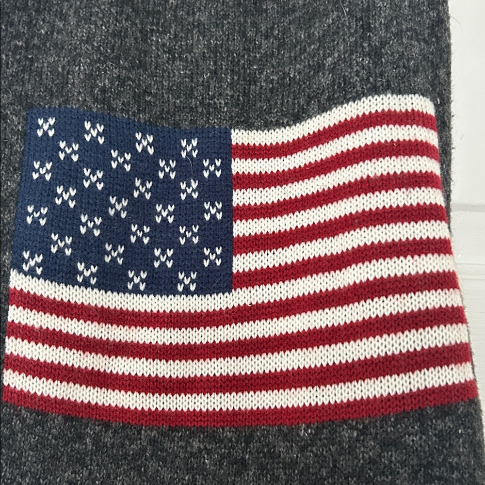 Eddie Bauer Dog sweater Charcoal Knit with American Flag & Red Trim size Large - Picture 5 of 6